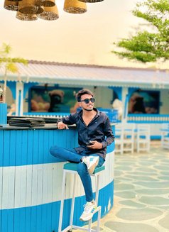 Sammy - Male escort in Pune Photo 3 of 3