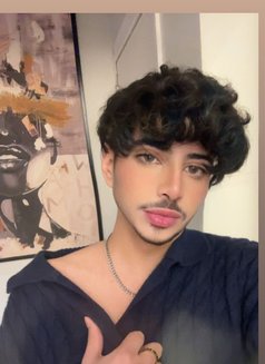 Samo - Male escort in Riyadh Photo 4 of 7