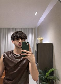 Samo - Male escort in Riyadh Photo 7 of 7