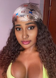 Samoli Roy - Acompañantes transexual in Kolkata Photo 9 of 10