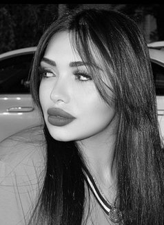 Samra - escort in Erbil Photo 1 of 1