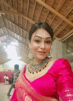 Samriddhi - escort in Kolkata Photo 3 of 10