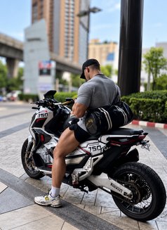 Samson - Male escort in Bangkok Photo 21 of 21