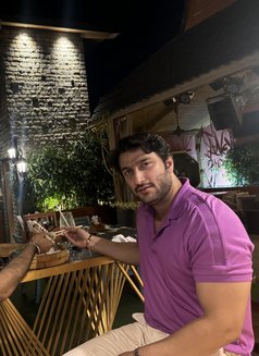Samuel - Male escort in Muscat Photo 7 of 8