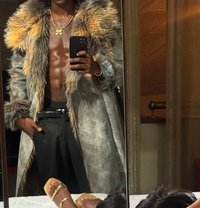 Samuel (Ladies Only) - Male escort in Nairobi