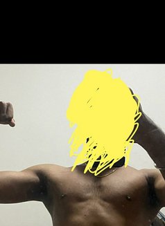 Samxii - Male escort in Colombo Photo 1 of 1