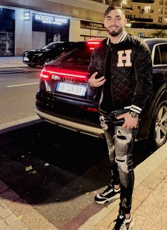 Samy - Male escort in Paris Photo 3 of 4