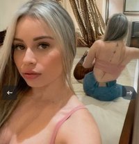 Samya sasi - escort in Beirut