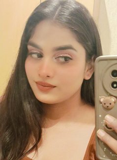 Samyra - escort in New Delhi Photo 3 of 5