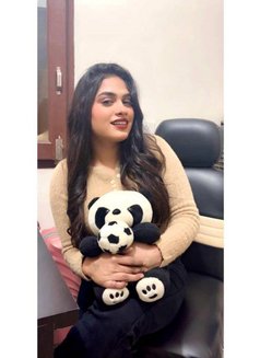 Samyra - escort in New Delhi Photo 5 of 5