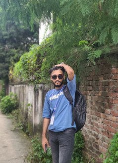 san_&_een'' - Acompañantes masculino in Dhaka Photo 17 of 18