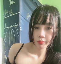 San Rossi - Masajista in Doha