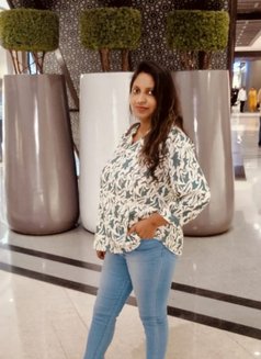 Sana an Independent girl - puta in Mumbai Photo 11 of 13