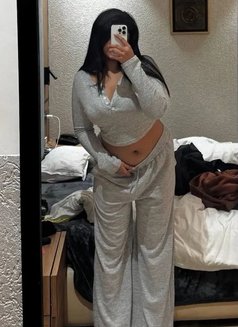 Sana - escort in Kochi Photo 2 of 2