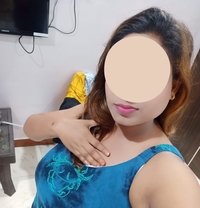 Soniya Independent Cash Home Hotel girl - escort in Pune