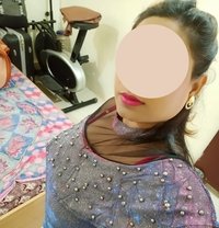 Soniya Independent Cash Home Hotel girl - escort in Indore
