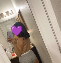 Anvi independent meeting and camsho - escort in Mumbai