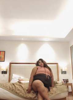 Sana - escort in Kolkata Photo 7 of 20