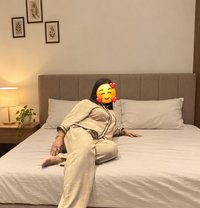 Sana - puta in Noida