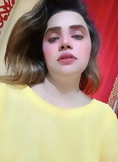 Sana Malik - puta in Muscat Photo 3 of 10