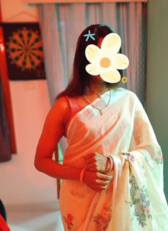 Sana'sfriend/sameera/crossy123 - Acompañantes transexual in Bangalore Photo 2 of 4