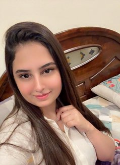 Sana Shah Indian - escort in Abu Dhabi Photo 1 of 2