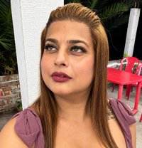 Sana Shemale Wid 8inch Active Dick - Transsexual escort in Mumbai Photo 8 of 12