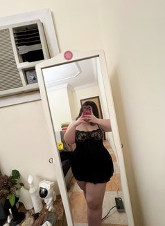 Sana - escort in Jeddah Photo 6 of 14