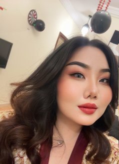 Sana - escort in Jeddah Photo 8 of 14