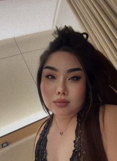 Sana - escort in Jeddah Photo 10 of 14