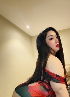 Sana - escort in Jeddah Photo 6 of 10