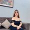 Sanam - escort in Karāchi