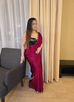Sanam independent Indian New here Babhi - escort in Dubai Photo 7 of 9