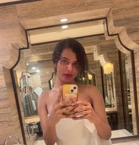 Sanam - Transsexual escort in Chennai Photo 1 of 3