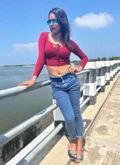 Sanam - Transsexual escort in Chennai Photo 6 of 9