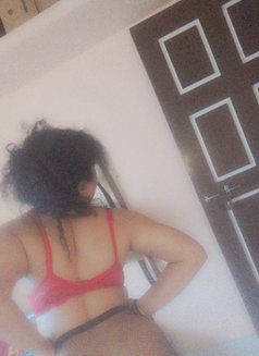 Sanam Sana - Acompañantes transexual in Mangalore Photo 5 of 7