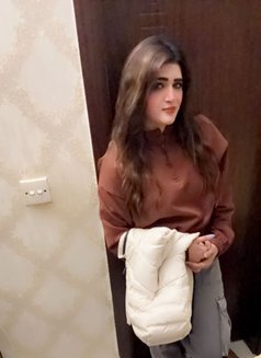 Sanam Sharma - escort in Abu Dhabi Photo 3 of 3
