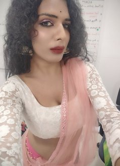 SANAM SHEMALE 8 INCHES - Transsexual escort in Chennai Photo 22 of 22