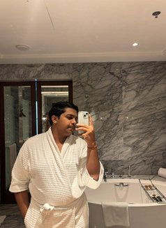 Sanay - Male escort in Kolkata Photo 4 of 5