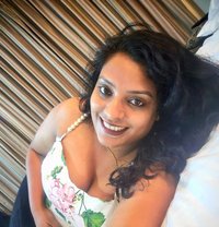 Sanaya - escort in Colombo