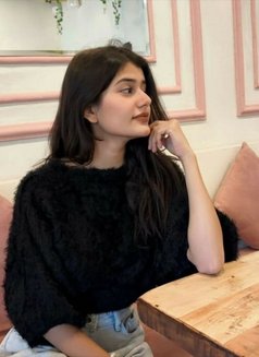 SANAYA CHARMING CLASSY GFE SERVICE - escort in Mumbai Photo 1 of 5