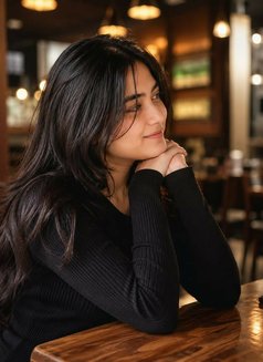 SANAYA CHARMING CLASSY GFE SERVICE - escort in Mumbai Photo 3 of 5
