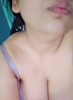 Sanaya Singh - escort in Hyderabad Photo 2 of 6