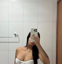 Sanaz - escort in Muscat Photo 2 of 2