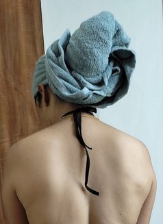 Sanchita - puta in Kolkata Photo 5 of 14