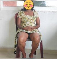 Sandahiru - escort in Colombo