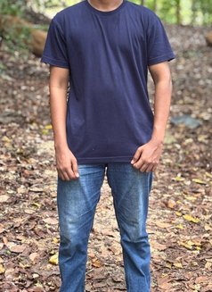 Piyumal , A young uni boy - Male escort in Colombo Photo 1 of 1