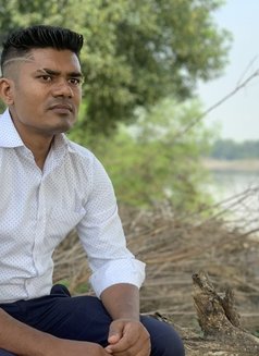 Sandeep Saini - Intérprete masculino de adultos in New Delhi Photo 5 of 19