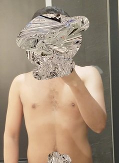 Sandeey - Male escort in Mumbai Photo 1 of 3