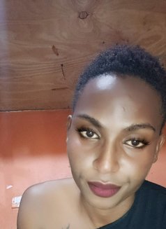 Sanders - Male escort in Nairobi Photo 2 of 9